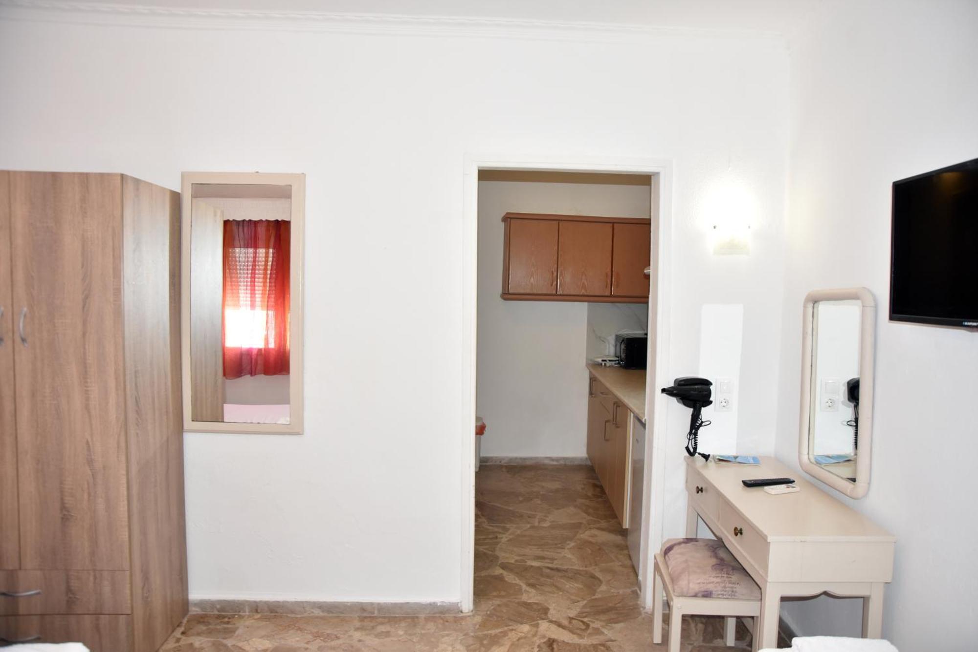 פיתגוריו Jimmy'S Apartments מראה חיצוני תמונה